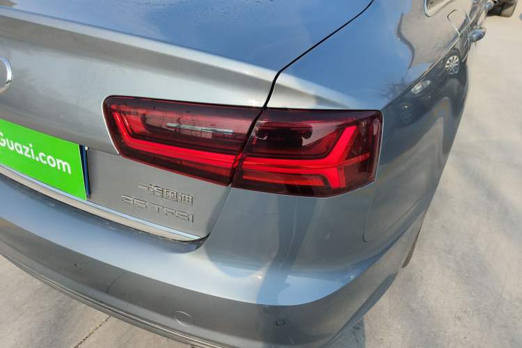 Used Audi A6L 2018 30th Anniversary Edition 35 TFSI Fashion Model
