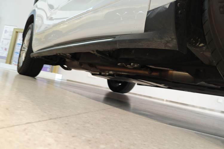 Used Toyota Highlander 2024 2.5L Smart Electric Hybrid Dual-Motor All-Wheel-Drive Luxury 7-Seater
