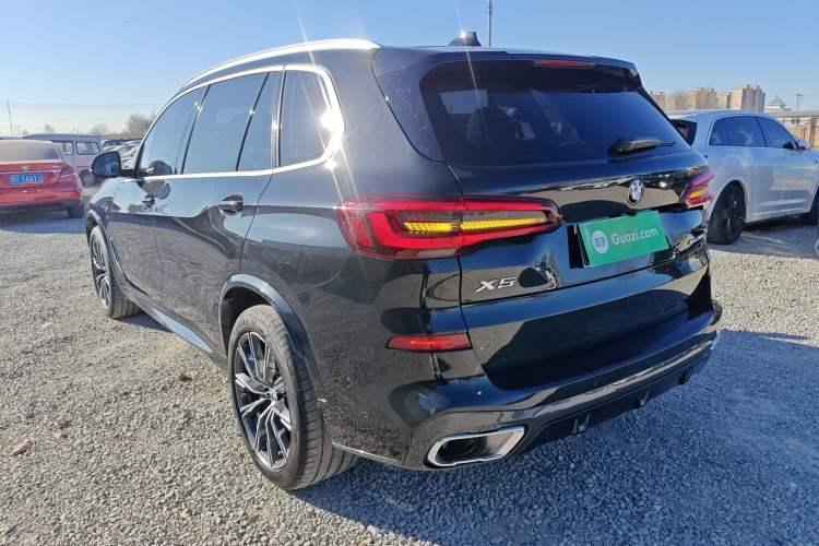 Used BMW X5 2022 xDrive 30Li M Sport Package
