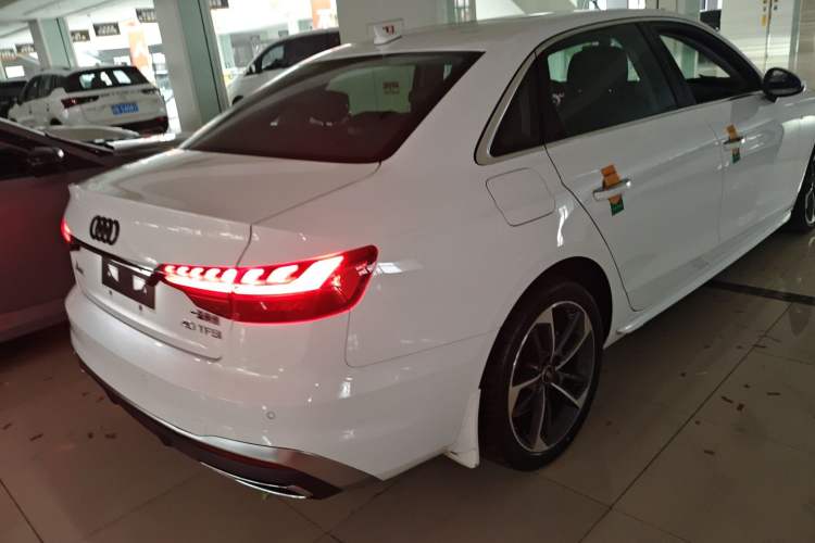 Used Audi A4L 2022 40 TFSI Fashion Dynamic Model