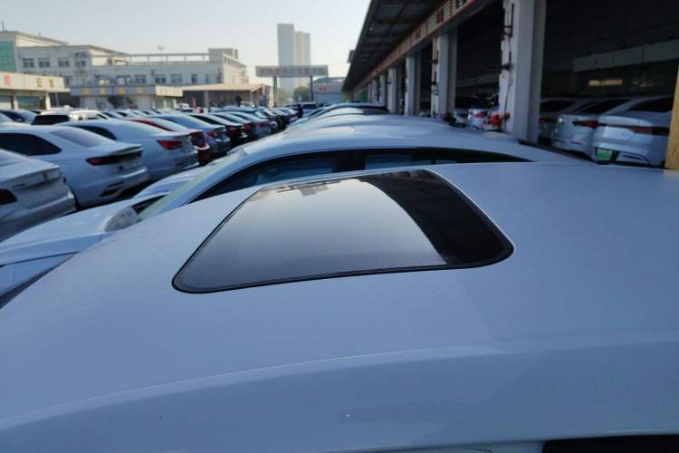 Used Roewe i5 2021 1.5L CVT Diamond Edition
