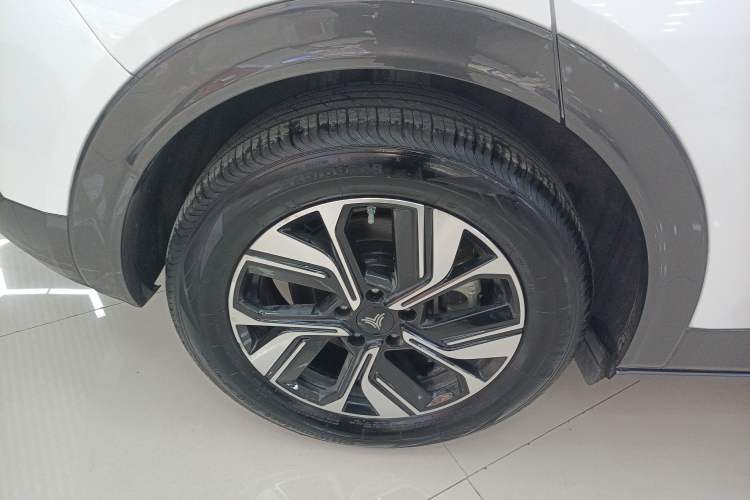 Used NETA U 2023 NETA U-Ⅱ Challenge Edition 400 U Show – Lithium Iron Phosphate