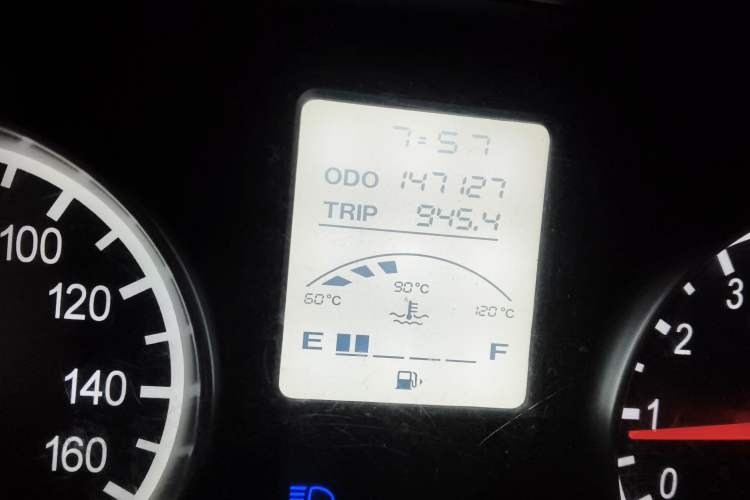 Used Jinbei Hiace X30 2021 1.5L Standard Version Air-Conditioning-Free Bus China VI Emission Standard SWC15M
