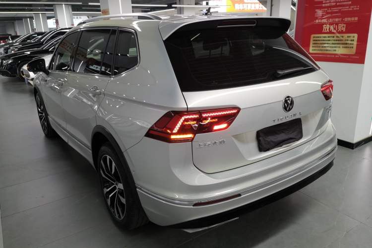 Used Volkswagen Tiguan L 2021 380TSI Automatic All-Wheel Drive R-Line Comfort Plus 7-Seater