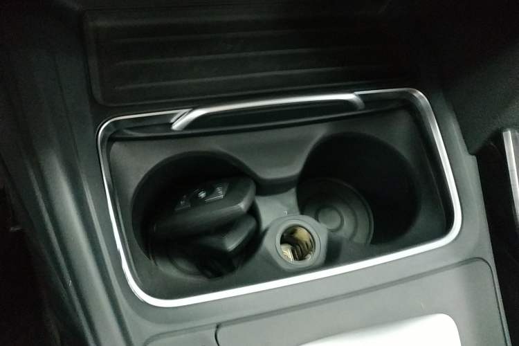 Used BMW 3 Series 2017 318i Fashion Model
