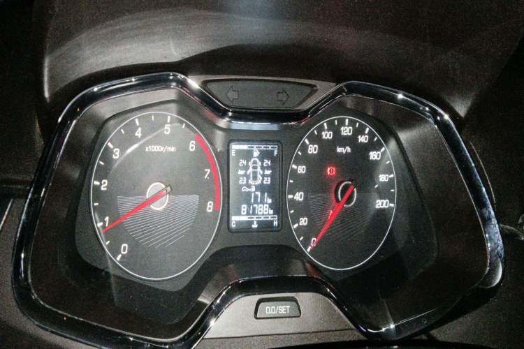 Used Baojun 310W 2017 1.5L Manual Fashion Model China V
