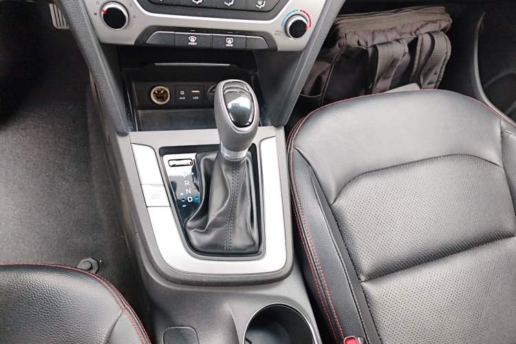 Used Hyundai Elantra 2016 1.6L Automatic ZhiXuan – Elite Version