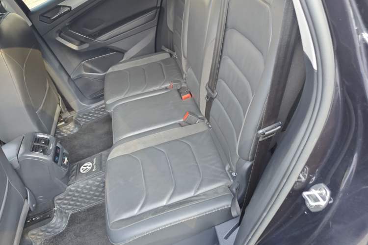 Used Volkswagen Tiguan L 2020 330TSI Automatic Two-Wheel Drive Panoramic Comfort Edition China VI Standard