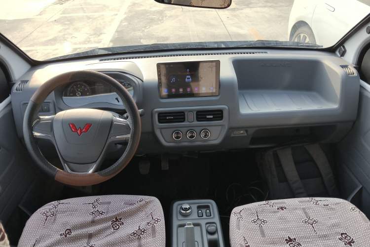 Used Wuling Yangguang 