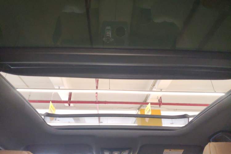 Used Changan UNI-K 2021 2.0T All-Wheel Drive Prestige Version
