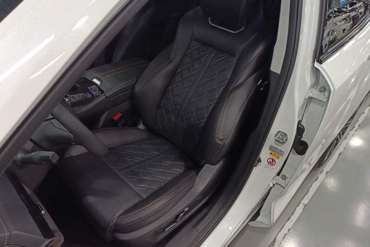 Used Changan UNI-K 2021 2.0T Prestige Edition
