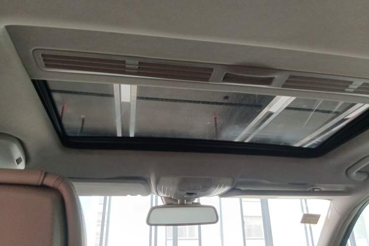 Used Mercedes-Benz E-Class 2014 E 260 L Sport Edition
