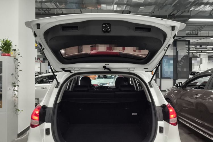 Used Haval H2 2018 Blue-Label 1.5T Dual-Clutch Two-Wheel-Drive Luxury Model
