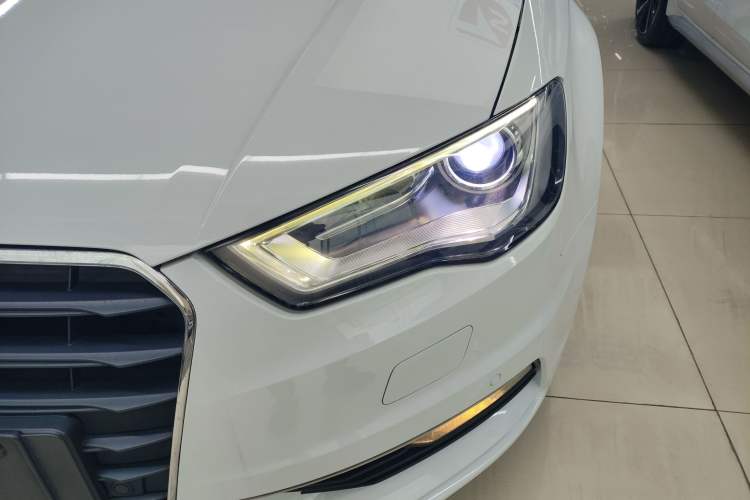 Used Audi A3 2016 Limousine 35 TFSI Style Edition
