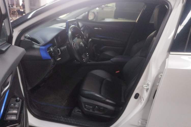 Used Toyota C-HR 2021 2.0L Luxury Edition
