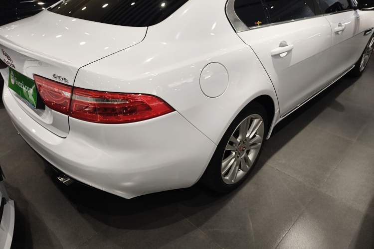 Used Jaguar XEL 2019 2.0T 200 PS Deluxe Edition
