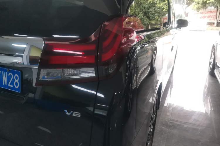 Used Toyota Alphard 2018 3.5L Prestige Edition
