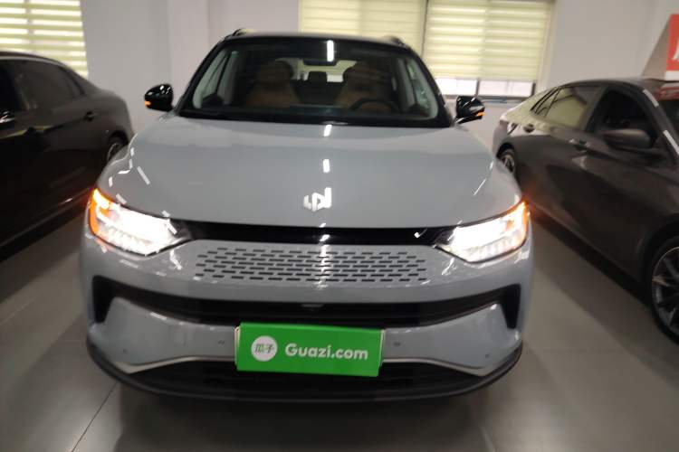 Used Leapmotor C11 2024 Range-Extended 300 Luxury Edition
