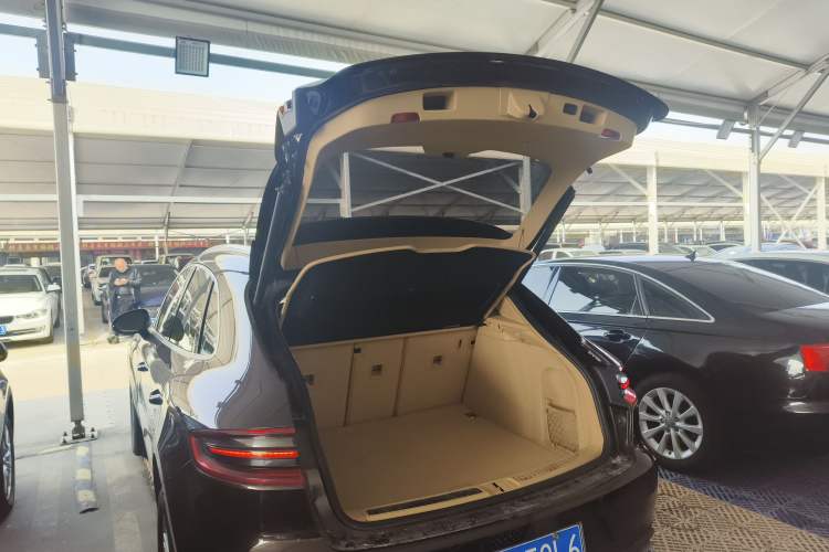 Used Porsche Macan 2014 Macan 2.0T
