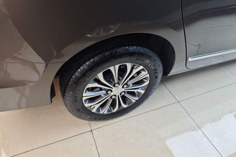 Used Buick GL8 2022 Land Business Class 652T Luxury Model
