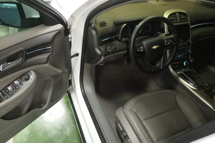 Used Chevrolet Malibu 2014 2.0L Automatic Luxury Edition
