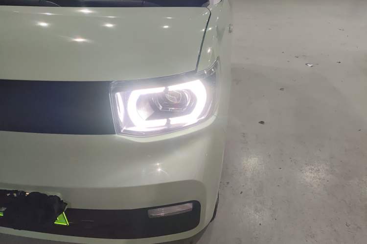 Used Wuling Hongguang MINIEV 2021 Macaron Premium Model – Lithium Iron Phosphate
