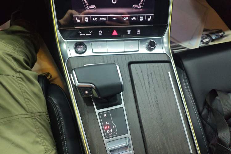 Used Audi A6L 2025 Restyled 45 TFSI quattro Prestige Dynamic Edition