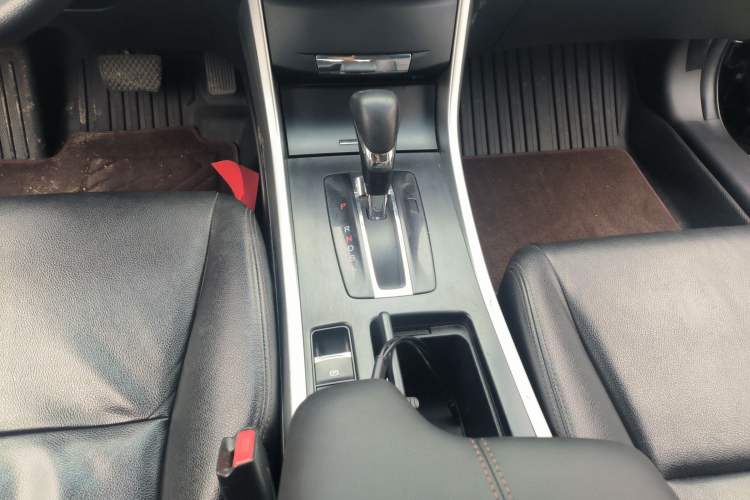 Used Honda Accord 2015 2.0L LX Comfort Edition
