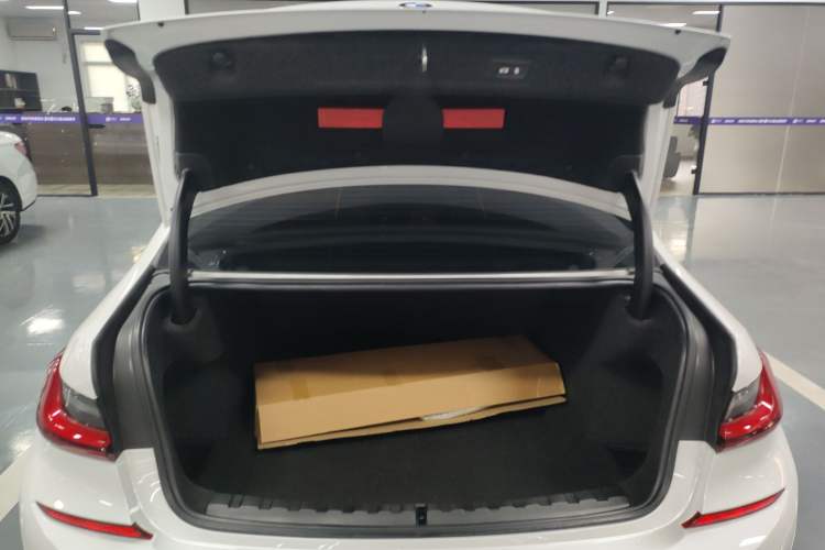 Used BMW 3 Series 2022 Updated 325Li M Sport Package
