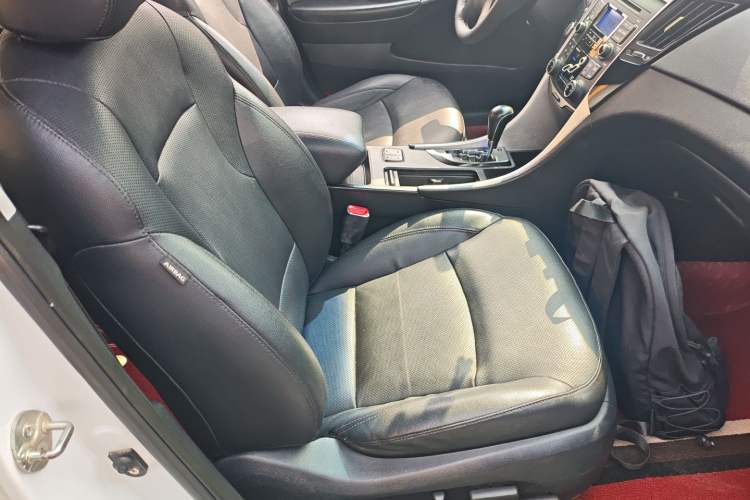 Used Hyundai Sonata 2014 2.0L Automatic Luxury Edition