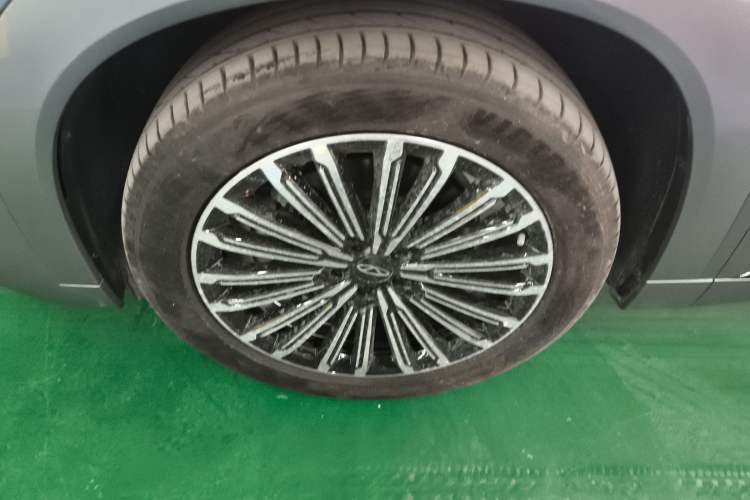 Used Chery Tiggo 9 C-DM 2025 1.5T 106KM Enjoy Edition 7 Seats Lithium Iron Phosphate
