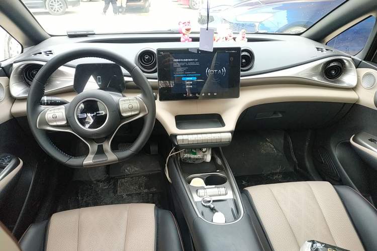 Used BYD Dolphin 2023 420 km Fashion Edition
