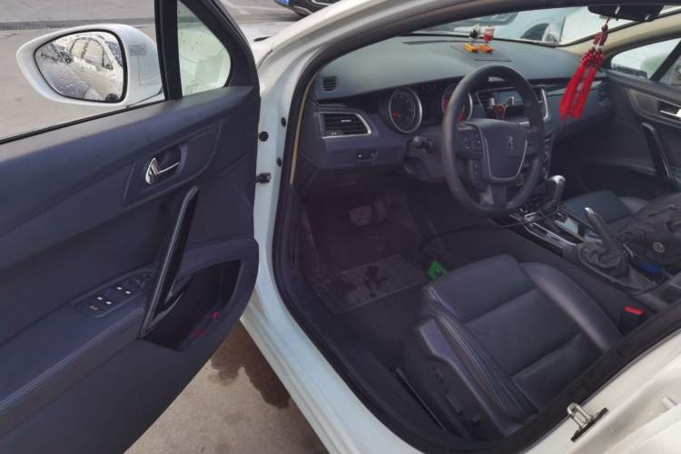 Used Peugeot 508 2013 2.0L 2nd Anniversary Edition with Automatic Sunroof – Classic Version
