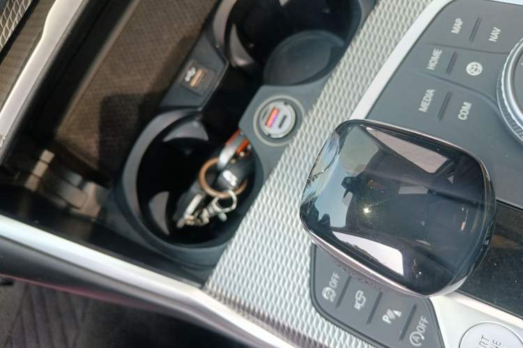 TDK.VehicleDetails.img