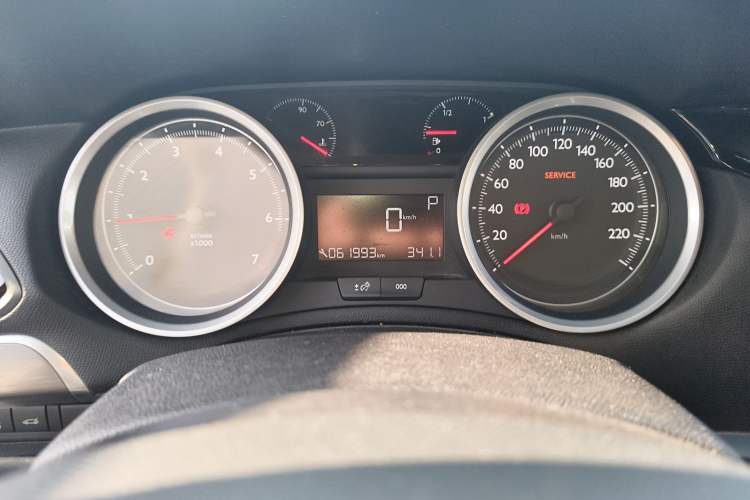 Used Peugeot 408 2014 1.8L Automatic Luxury Edition
