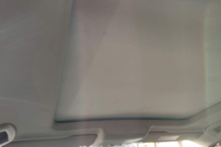 Used Volkswagen Tiguan L 2019 330TSI Automatic Two-Wheel Drive Panoramic Comfort Edition China V Standard
