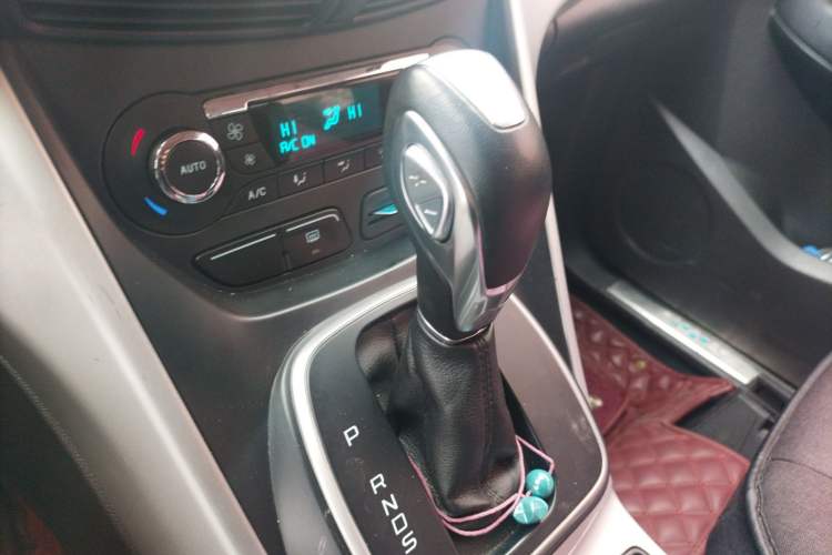 Used Ford Kuga 2013 1.6L GTDi Two-Wheel-Drive Trend Model
