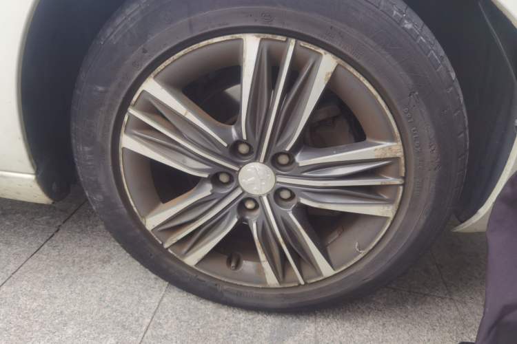 Used Peugeot 308 2016 1.6L Automatic Fashion Edition
