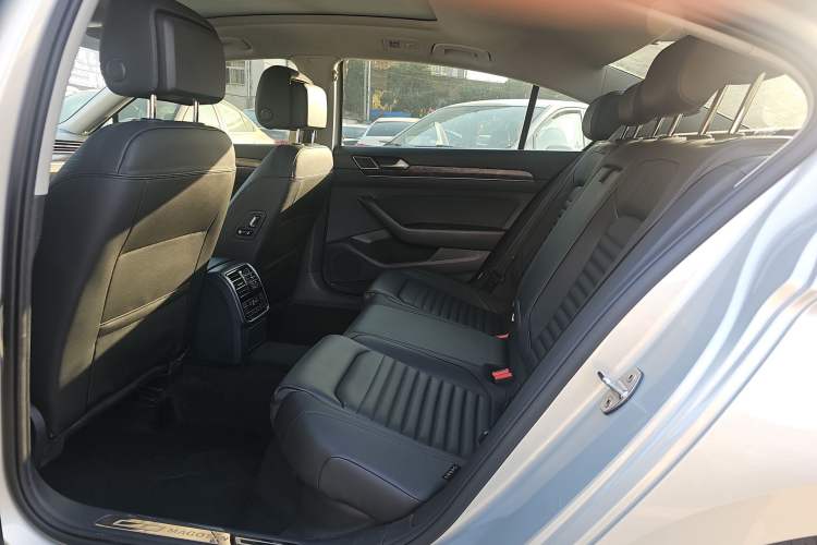 Used Volkswagen Magotan 2019 330TSI DSG Luxury Model China V Standard
