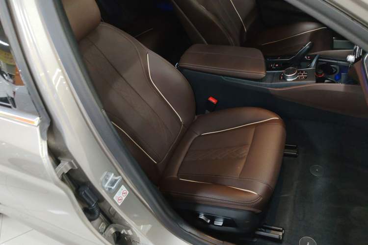 Used BMW 5 Series 2021 530Li Leading Model M Sport Package
