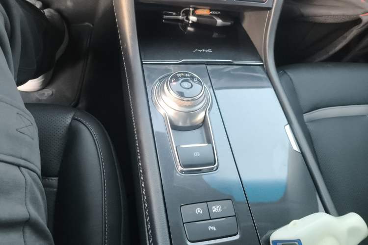 Used Ford Taurus 2017 EcoBoost 245 Luxury Model