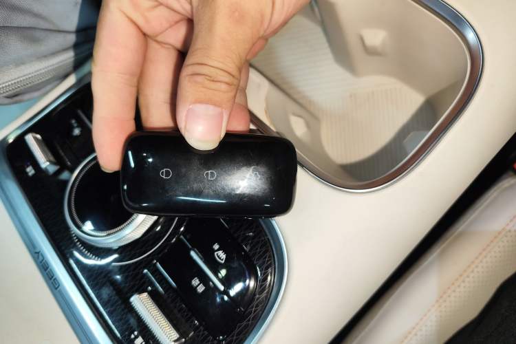 Used  Galaxy Xingjian 7 EM-i 2025 120km Exploration+ Version
