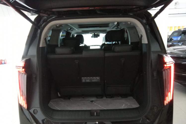 Used GAC Trumpchi M8 2024 Master Series 400T Prestige Edition