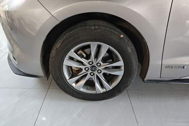 Used Toyota Sienna 2021 2.5L Hybrid Platinum Edition
