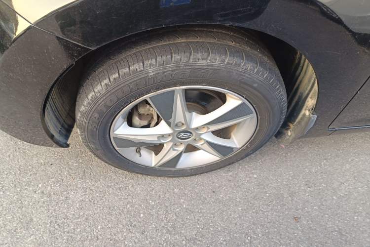 Used Hyundai Elantra 2012 1.6L Manual Fashion Edition
