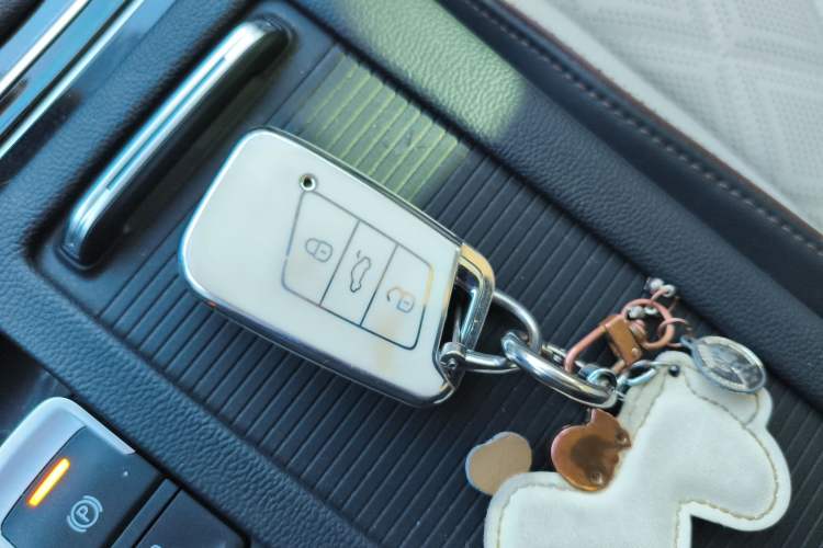 Used Volkswagen Magotan 2023 2 Million Units Limited-Edition 380TSI DSG Flagship Version
