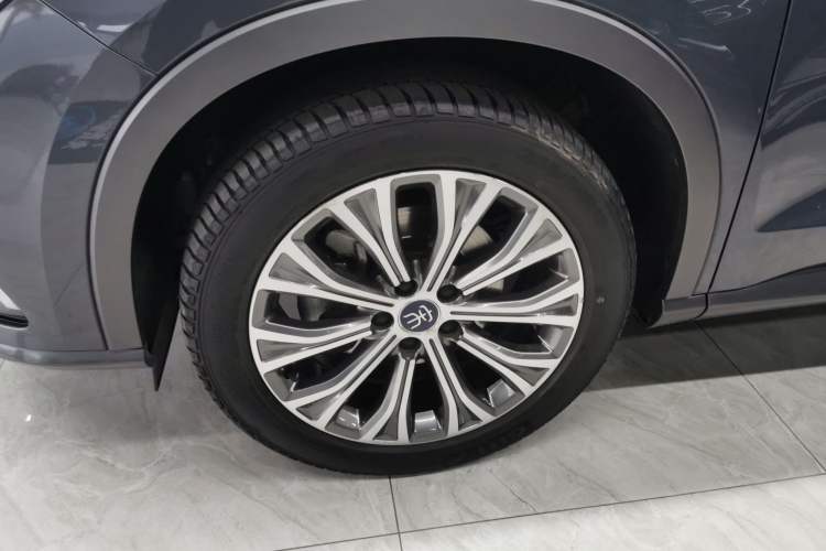 Used BYD Song Pro New Energy 2019 DM 1.5T Four-Wheel Drive Performance Edition Flagship Model
