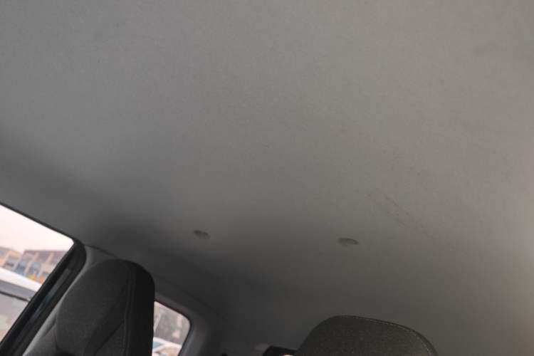 Used Chery QQ Ice Cream 2022 170km Sundae Phosphate Lithium-Ion
