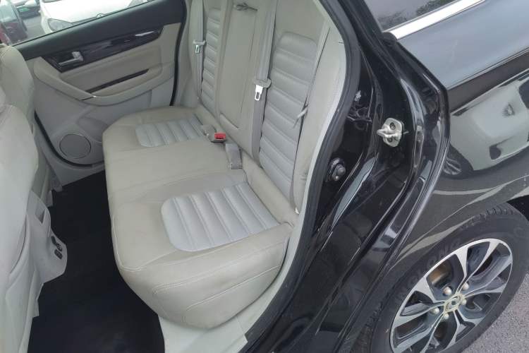 Used FORTHING Joyear S50 2017 1.5L Manual Luxury Model
