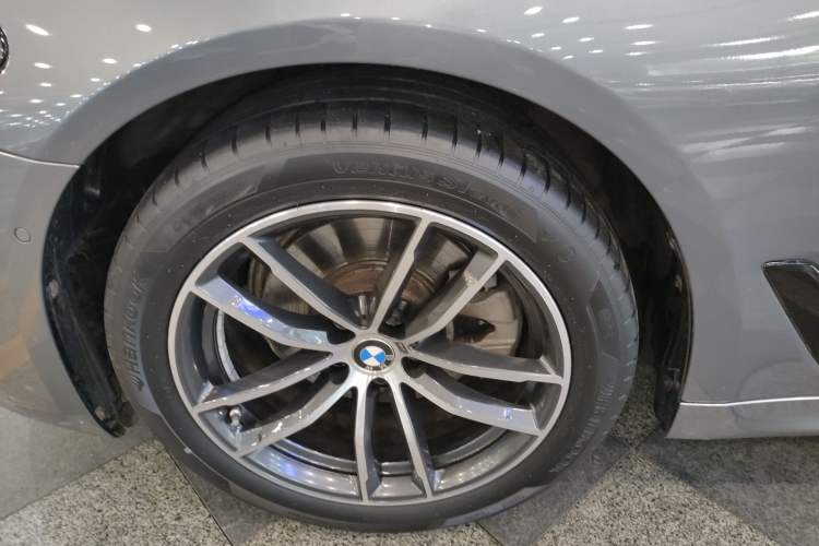 Used BMW 5 Series 2022 Restyled 525i M Sport Package
